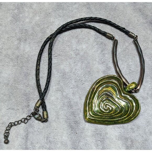 Brutalist Abstract Heart Swirl Pendant Necklace - Picture 12 of 12